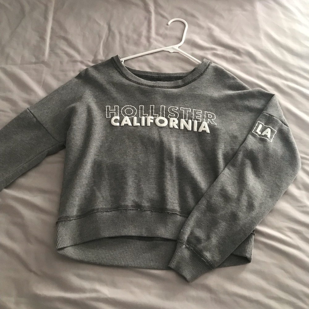 Hollister cropped crewneck